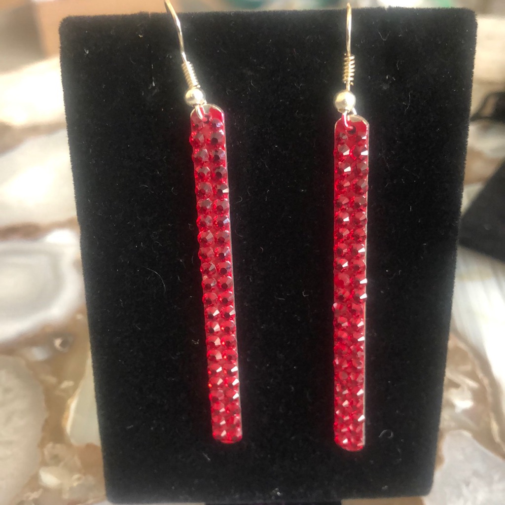 Red Crystal Simple Stainless Bar EarringsNwt 26$